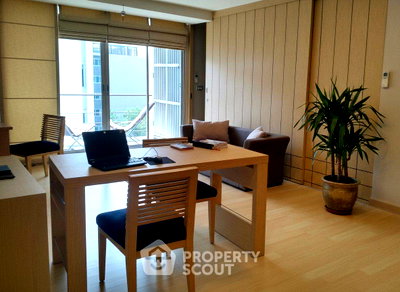 Condos for sale : 1-BR 59 Sqm Condo At Tree Condo Sukhumvit 52, 300m to BTS On Nut (ID 2752927)