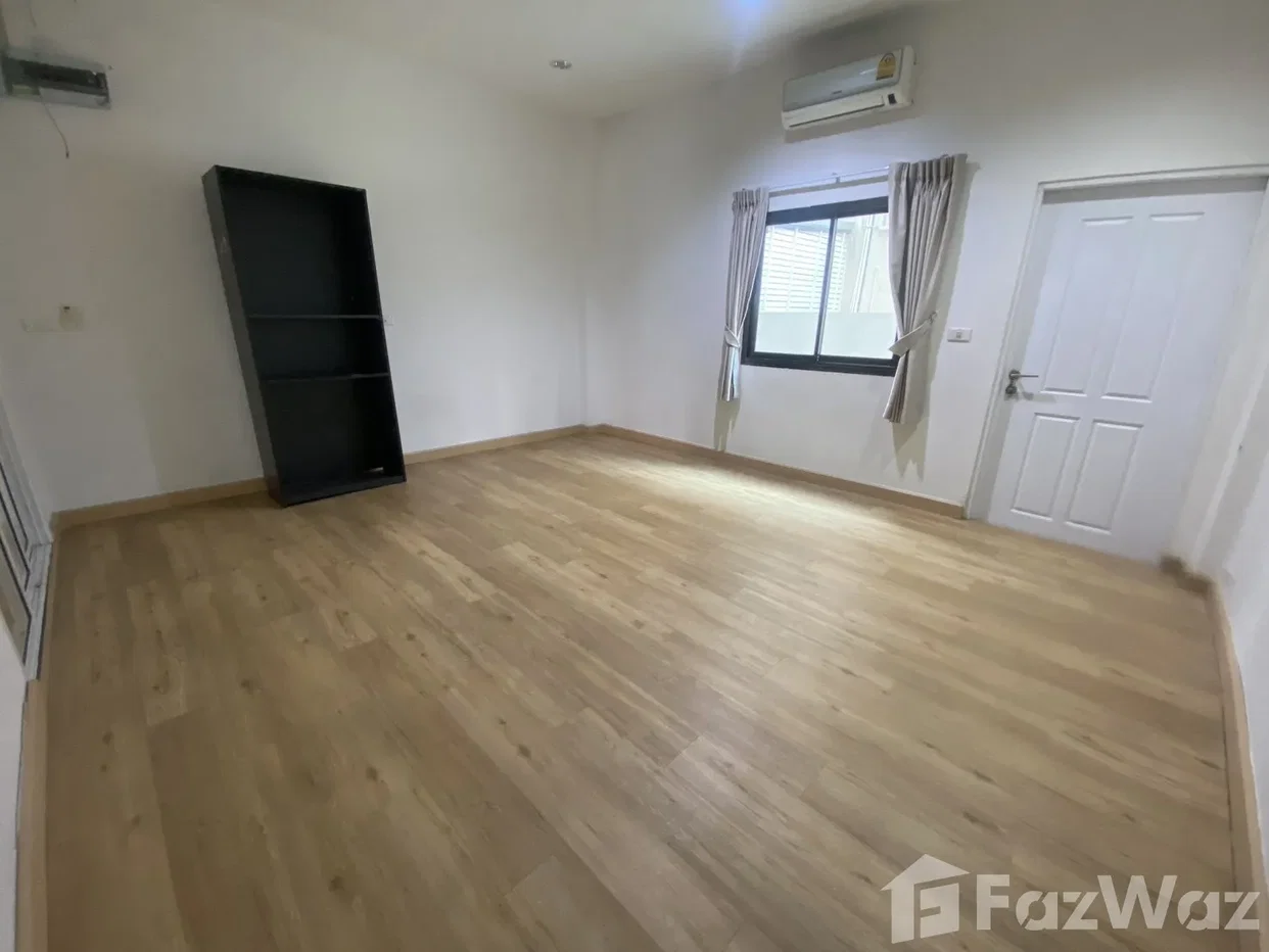 picture 6 Bedroom Townhouse for rent at Chic District Ram 53 6578456 - 11/30