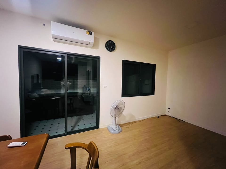 รูป 🔥 ขายทาวน์โฮมดีไซน์เท่ สิริ เพลส ลาดพร้าว 101 (Siri Place Ladprao 101) | ใกล้ MRT ลาดพร้าว 101 - รูปที่ 3/15