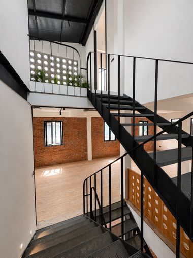 1-bed home office for rent, 220 sqm, 25 sq wah, Pom Prap Sattru Phai