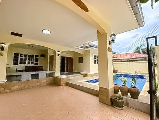 รูป House for Sale Chaiyapruek Jomtien 5Bedroom Private Pool - รูปที่ 13/14