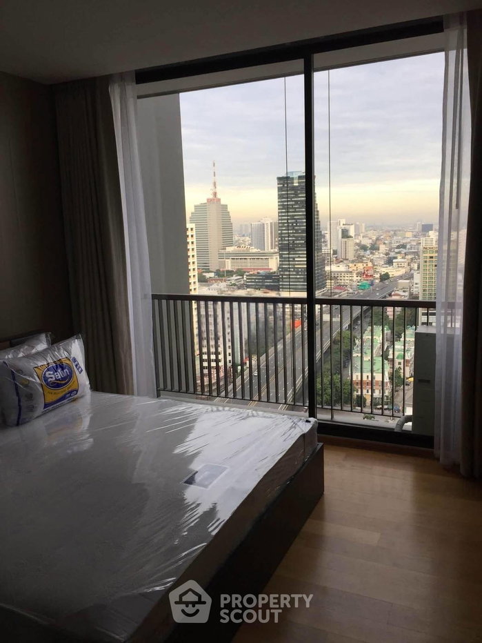 picture 1-BR Condo Noble Revo Silom, 27th-Floor • 200m to BTS Surasak (ID 3080334) - 2/8