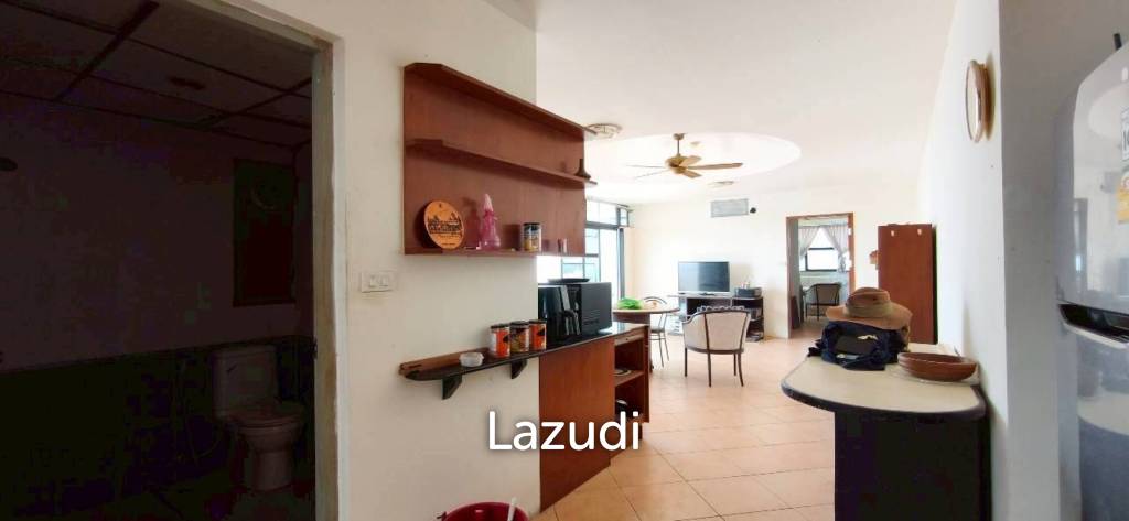 picture Spacious 2-Bedroom Sea View Condo at Jomtien Complex - 7/17