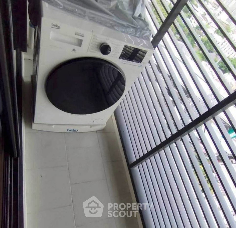 picture 1-BR Condo 33 Sqm, 17th-Floor | Mazarine Ratchayothin | 90m to BTS Ratchayothin (ID 3078935) - 3/6
