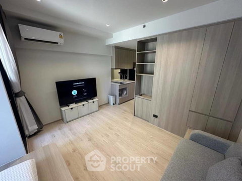 1-BR Condo At Reference Sathorn-Wongwian Yai, 100m to BTS Wongwian Yai (ID 2866946)