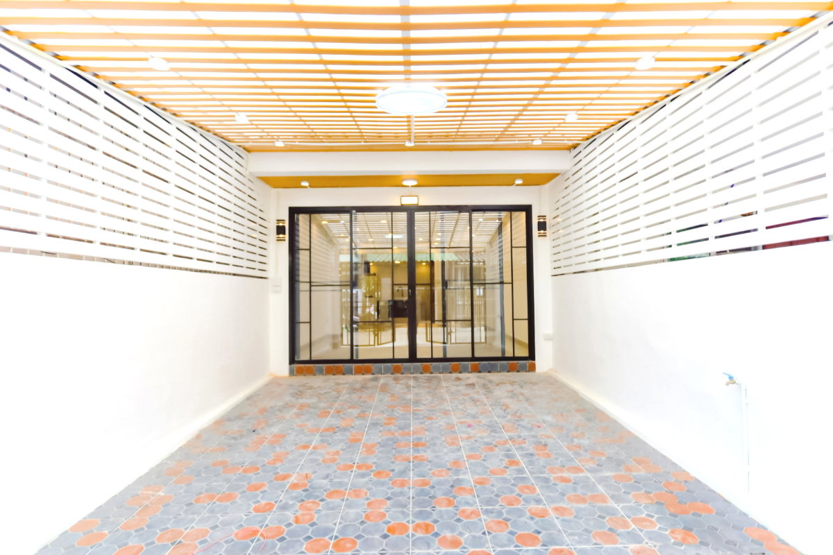 picture CB108, Townhouse for sale 2 Br, Kaset-Nawamin. - 2/15