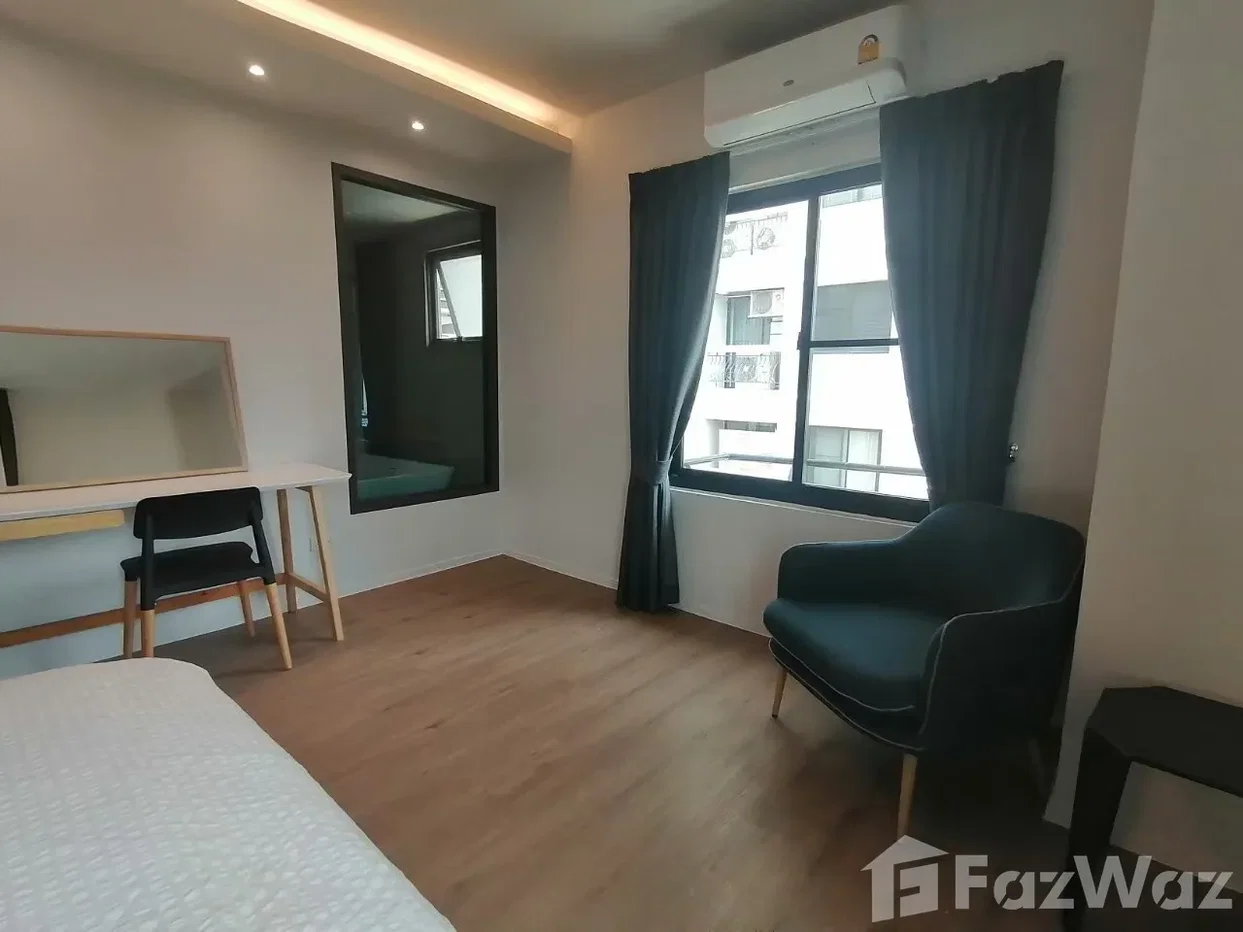 picture 2 Bedroom Condo for rent at Lily House 1401114 - 6/19