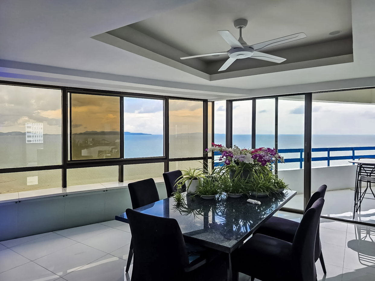 รูป Jomtien Plaza Condotel Luxury Duplex Penthouse for Sale - รูปที่ 8/19