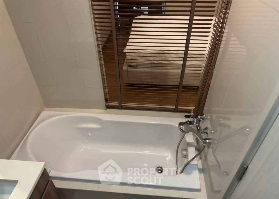 picture 1-BR Condo For Rent At Via 31, 47 Sqm Near MRT Sukhumvit (ID 3094130) - 8/11
