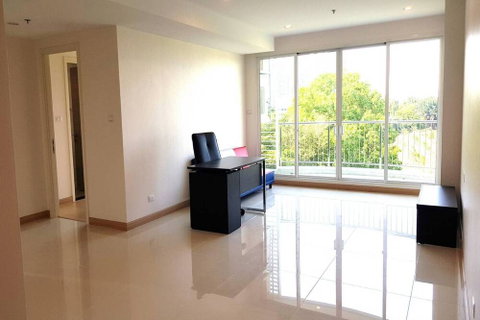 Sale with tenant !!  Supalai Riva Grande, 2 bed, 2 bath, river view, rare item, Parking for 2 cars !! Code C20231000165 furnished, Special Deal!!📣📣