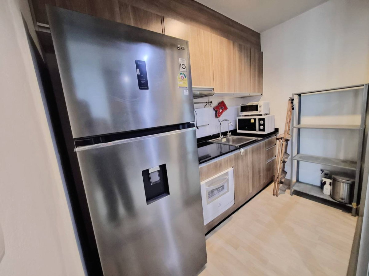picture Condo for Sale✨“𝐑𝐡𝐲𝐭𝐡𝐦 𝐑𝐚𝐭𝐜𝐡𝐚𝐝𝐚“ ✨𝐒𝐩𝐞𝐜𝐢𝐚𝐥 𝐏𝐫𝐢𝐜𝐞 𝟒.𝟔𝟓 𝐌𝐁.❗️Size 46 Sq.m. 21st Floor - 12/26