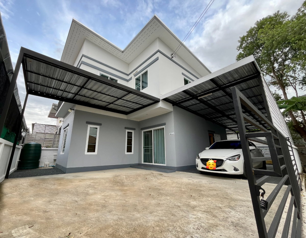 รูป เช่าบ้านเดี่ยว 2 ชั้น แยกเเม่กวงเชียงใหม่ พื้นที่ใช้สกว้าง บ้านเดี่ยวหลังใหญ่ ตั้งอยู่ท้ายซอย เหมาะสำหรับคนชอบความสงบ - รูปที่ 1/11