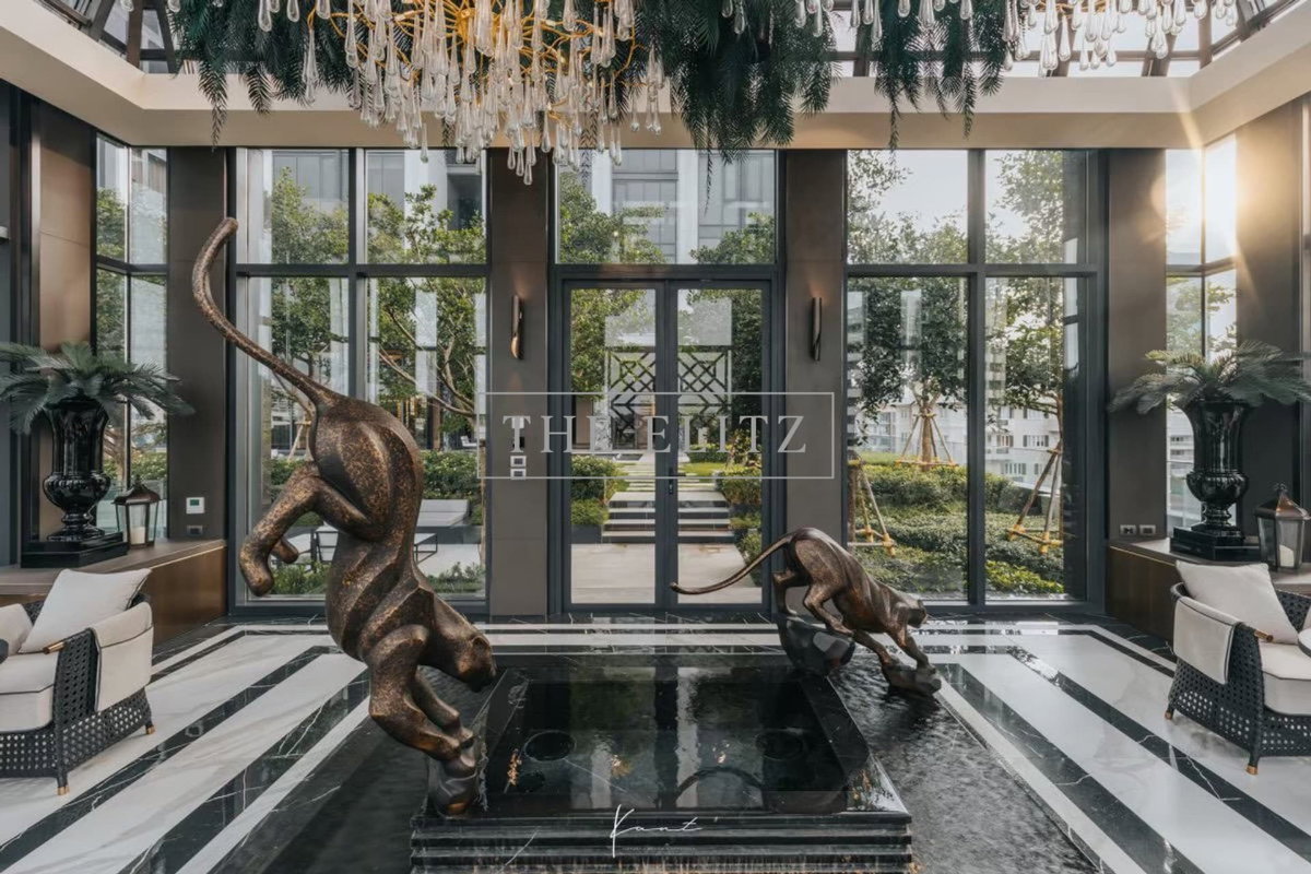 รูป ✨Exquisite European Elegance Meets World-Class Luxury: An Ultra-Exclusive Oasis Moments from BTS Thonglor ✨ - รูปที่ 12/29