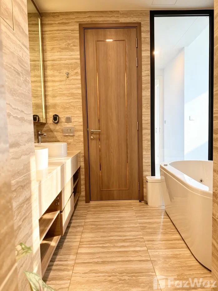 picture Rare 131sqm 3-Bedroom | Full Panoramic Glass Windows + Priva 6240152 - 18/19