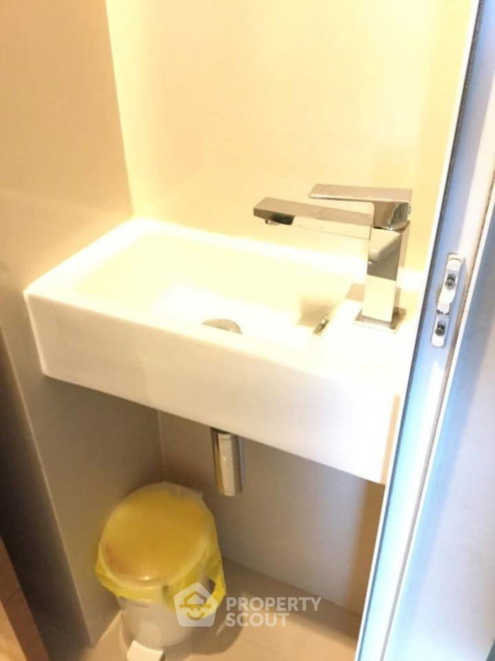 picture 1-BR 35 Sqm On 17th Floor At RHYTHM Phahon-Ari, Near BTS Saphan Khwai (ID 3094500) - 5/10