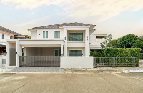 Premium Pool Villa for Sale Selling Price: THB 17,900,000