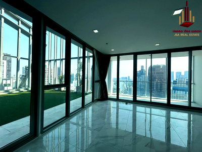 Condos for sale : ✨ For Sale: Hyde Sukhumvit 11 Condo ✨  💰 Only 41,900,000 THB