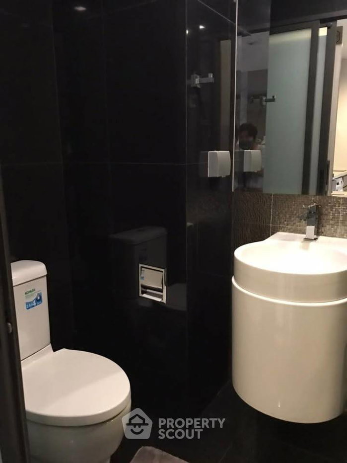 รูป คอนโด 1 ห้องนอน ขนาด 241 ตร.ม. Rhythm Sukhumvit 36-38 ห่าง BTS ทองหล่อ 300 ม. (ID 2457474) - รูปที่ 6/6