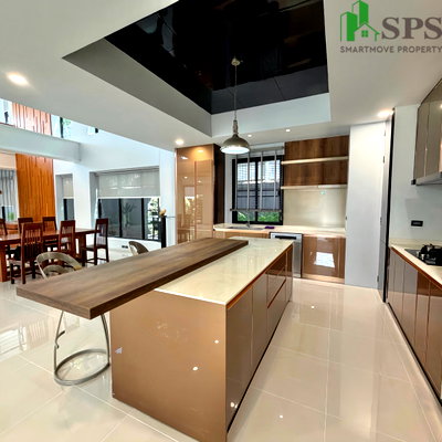 Houses for rent Big C Extra Rama 4 : Luxury 3-Storey House with Private Pool for Rent | Sukhumvit 71 (Pridi 26)  (SPSMG92)