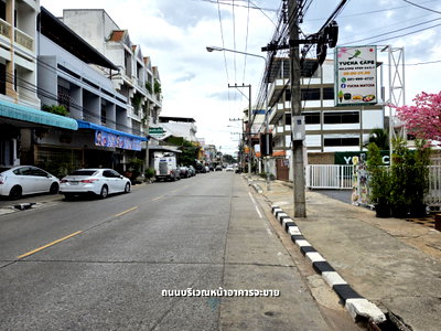 Shophouses for sale Bung Nong Khot Khon Kaen : Land with Existing Buildings for Sale | 114.8 Sq.Wah | Prime Location on Lang Muang Road, Khon Kaen