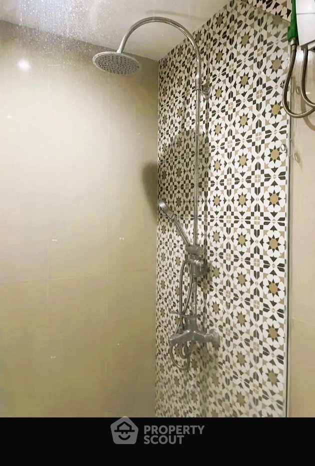 รูป คอนโด 2 ห้องนอน 78 ตร.ม. ชั้น 17 ที่สาธร การ์เดนส์ ใกล้ MRT สีลม (ID 1837542) - รูปที่ 9/12