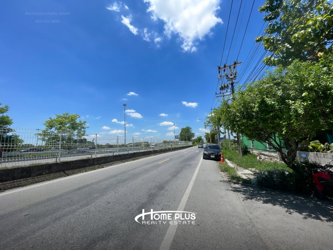 รูป ขายบ้านเดี่ยว 2 ชั้น สไตล์ Tropical Resort ใกล้แฟชั่นไอส์แลนด์ - รูปที่ 3/24