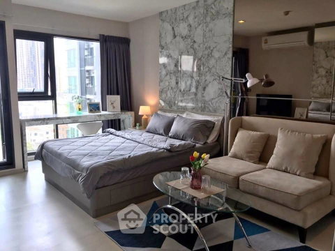 1-BR 241 Sqm Condo At Rhythm Sukhumvit 36-38, 300m to BTS Thong Lor (ID 2457474)