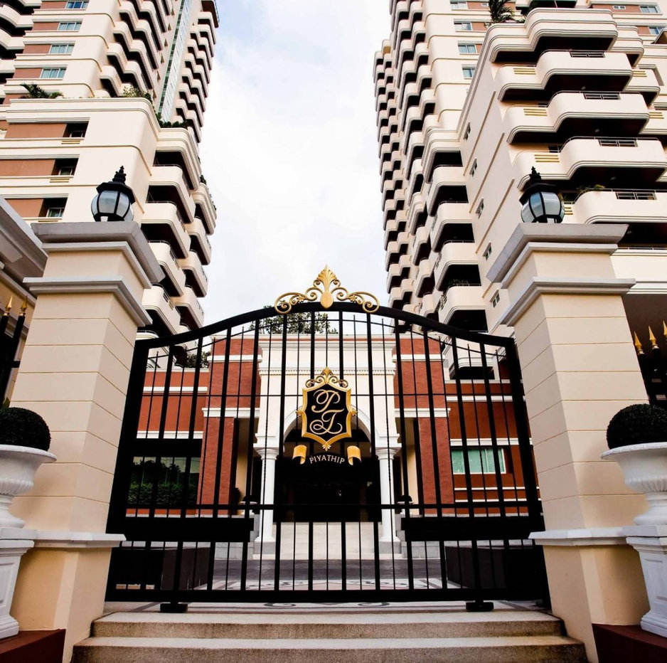 รูป Penthouse duplex for rent, 22nd-23rd floor, Piyathip Place, Sukhumvit 39.  - รูปที่ 1/15