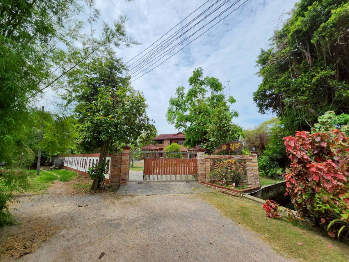 รูป ขายที่ดินพร้อมบ้านไม้สัก สไตล์รีสอร์ท เนื้อที่ 6:2:88ไร่ - รูปที่ 16/38