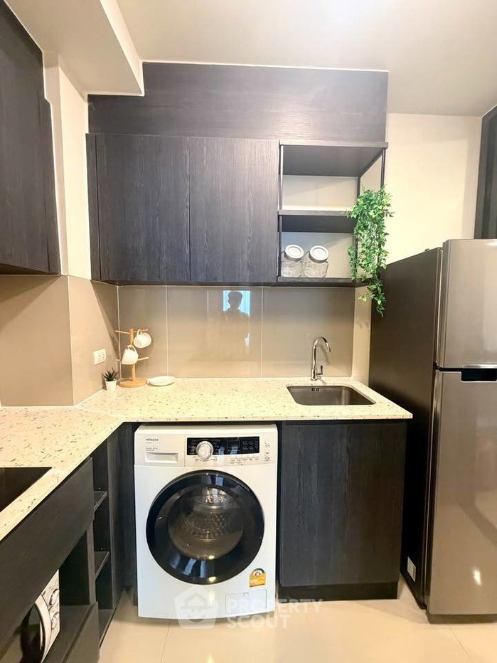 picture 1-BR Condo At XT Huaikhwang, 100m to MRT Huai Khwang (ID 3005858) - 7/14