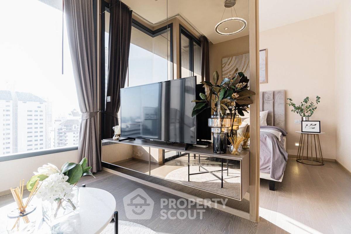 picture 1-BR Condo At The Esse Asoke, 25th Floor | Near MRT Sukhumvit (ID 3095253) - 3/11
