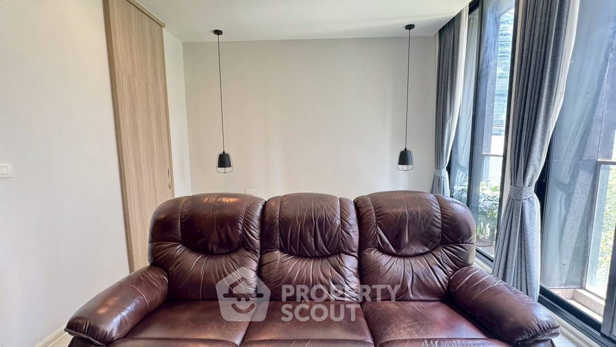 รูป คอนโด 1 ห้องนอน 45 ตร.ม. โนเบิล เพลินจิต ห่าง BTS เพลินจิต 100 ม. (ID 3010698) - รูปที่ 2/10