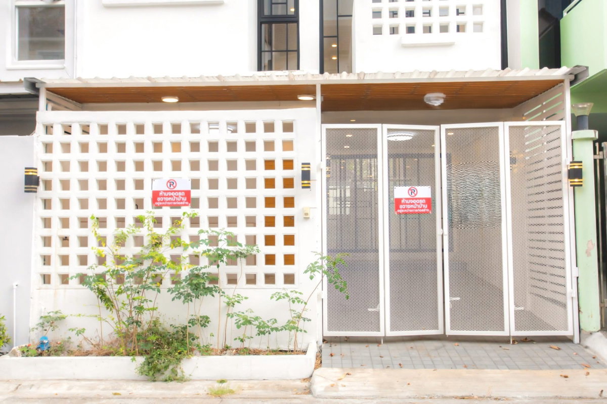 picture CB097, Townhome for sale 3 Br, Ratchada-Ram Inthra. - 2/29