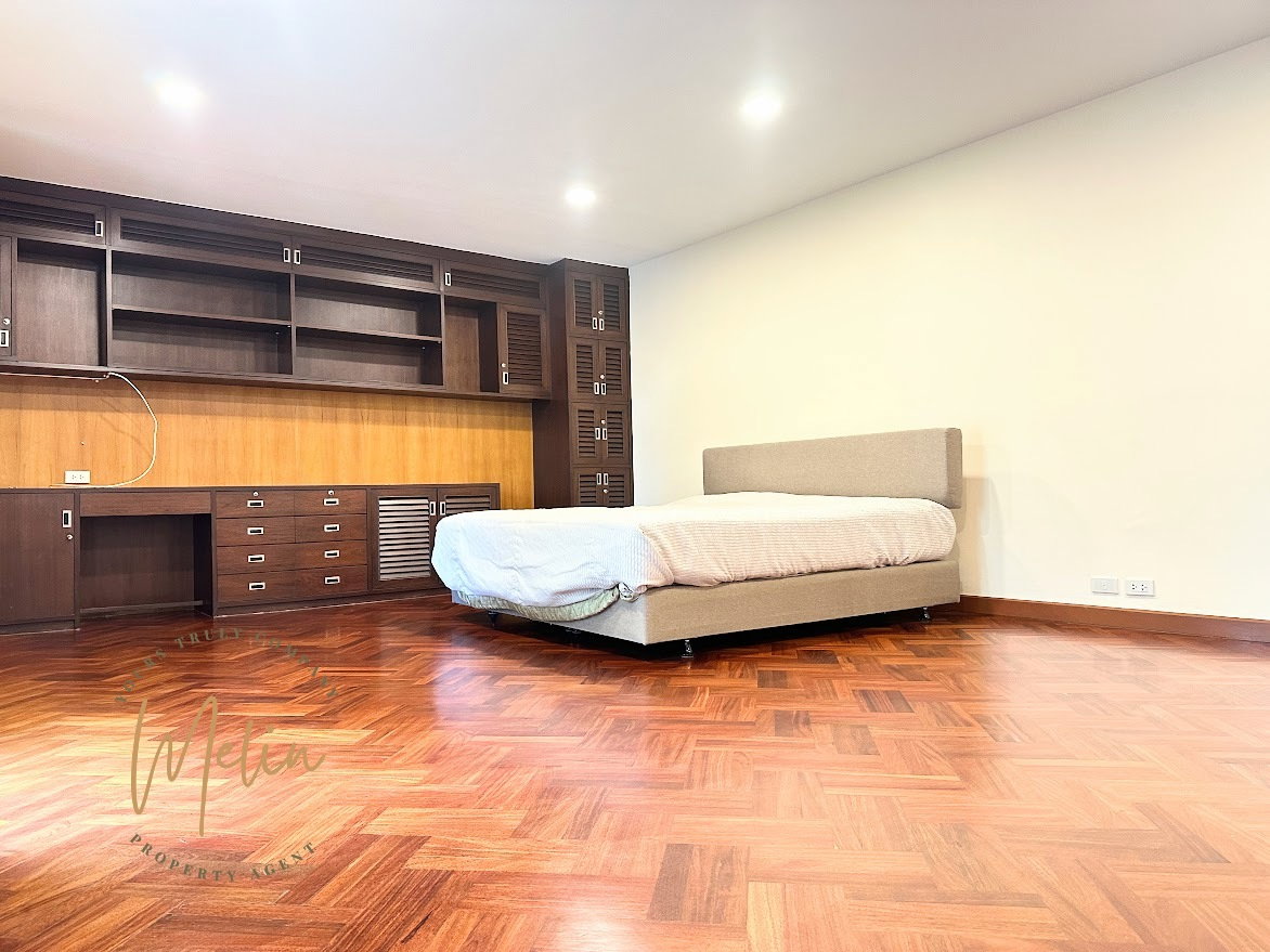 รูป ให้เช่า Ruamrudee Penthouse (ร่วมฤดี เพนท์เฮ้าส์) 3 นอน 3 น้ำ ใหญ่พิเศษ 295.13 ตร.ม. ระเบียงกว้างมาก วิวโล่ง ใกล้ BTS เพลินจิต - รูปที่ 8/23