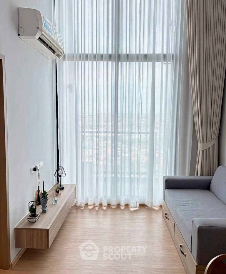 picture High-Floor 2-BR 51 Sqm Altitude Unicorn Sathorn–Tha Phra near BTS Talat Phlu (ID 3094453) - 1/11