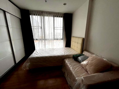 Condos for rent : For rent, the tree interchange, Studio room 23sqm building A, floor16🆔 line: eyannie