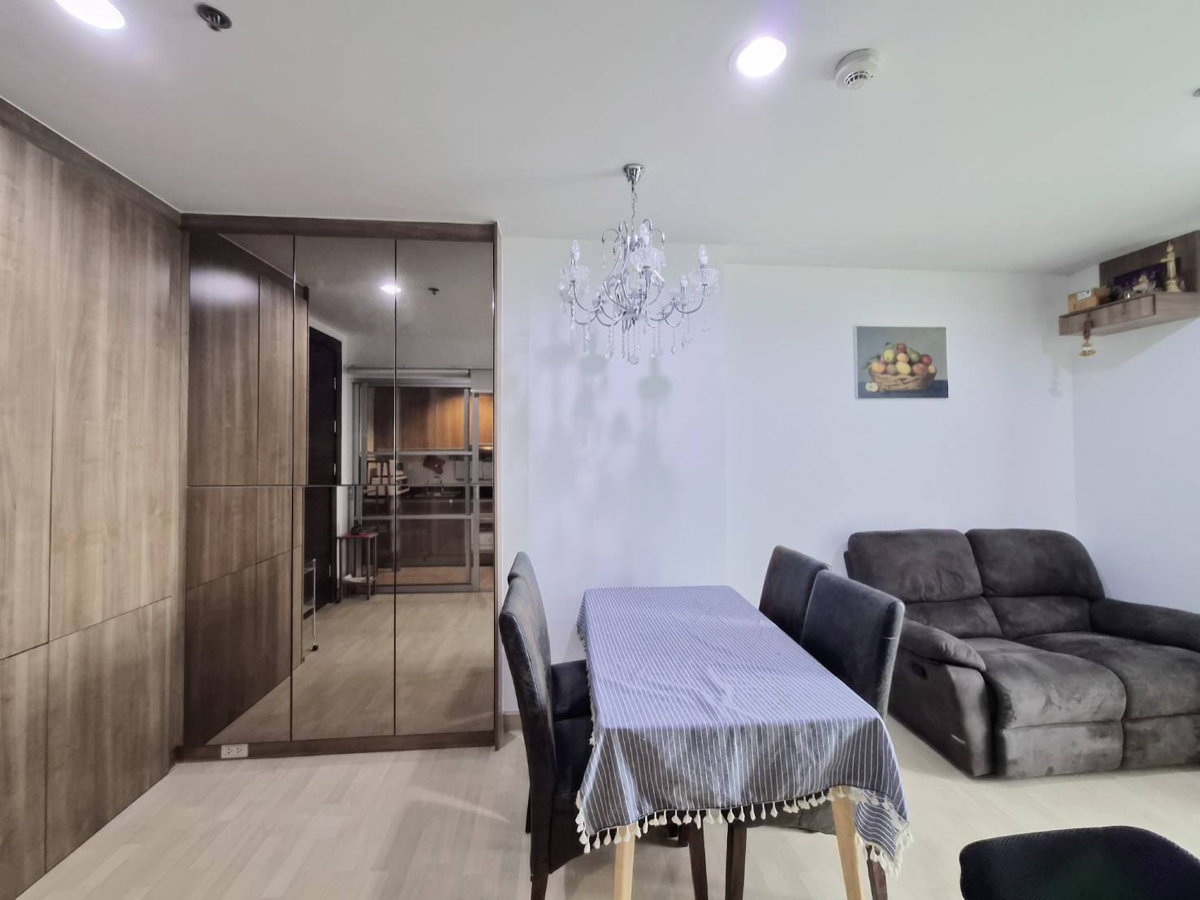 picture Condo for Sale✨“𝐑𝐡𝐲𝐭𝐡𝐦 𝐑𝐚𝐭𝐜𝐡𝐚𝐝𝐚“ ✨𝐒𝐩𝐞𝐜𝐢𝐚𝐥 𝐏𝐫𝐢𝐜𝐞 𝟒.𝟔𝟓 𝐌𝐁.❗️Size 46 Sq.m. 21st Floor - 8/26