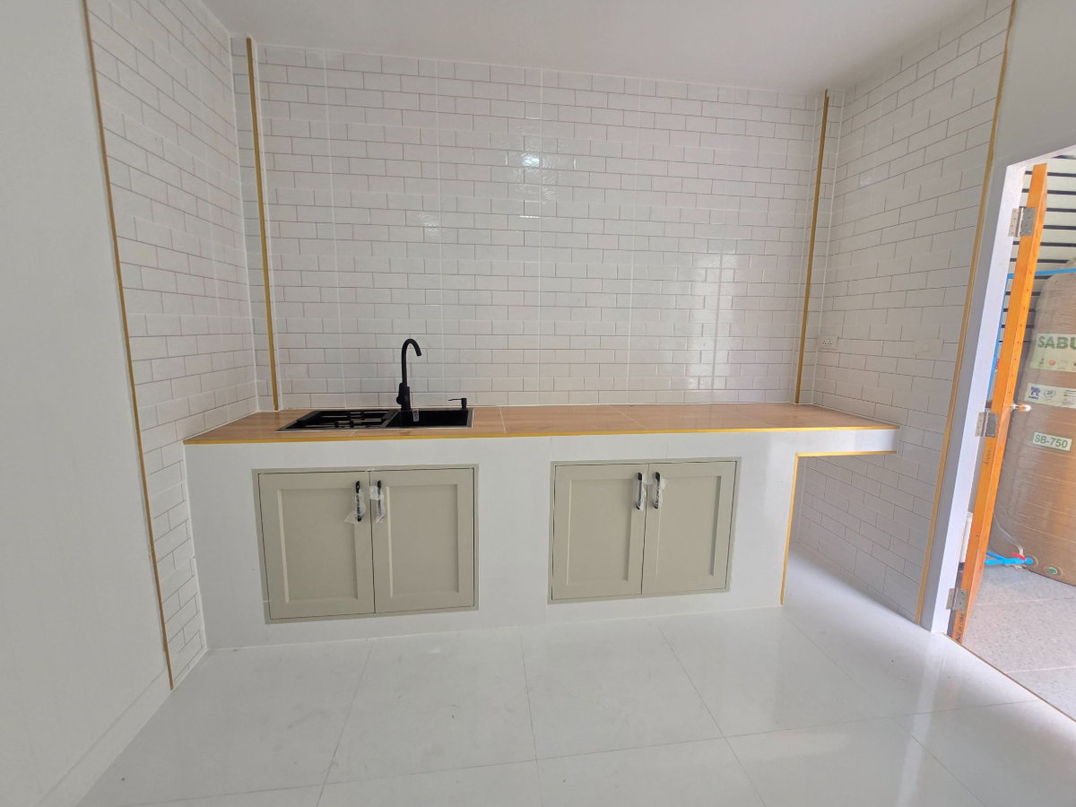รูป บ้านแฝดรีโนเวทใหม่ ราคาถูกคุ้ม ทำเลดี หมู่บ้านฟ้าปิยรมย์ อิงนที เฟส4 ซ.1 บึงคำพร้อย ลำลูกกา ปทุมธานี - รูปที่ 19/40