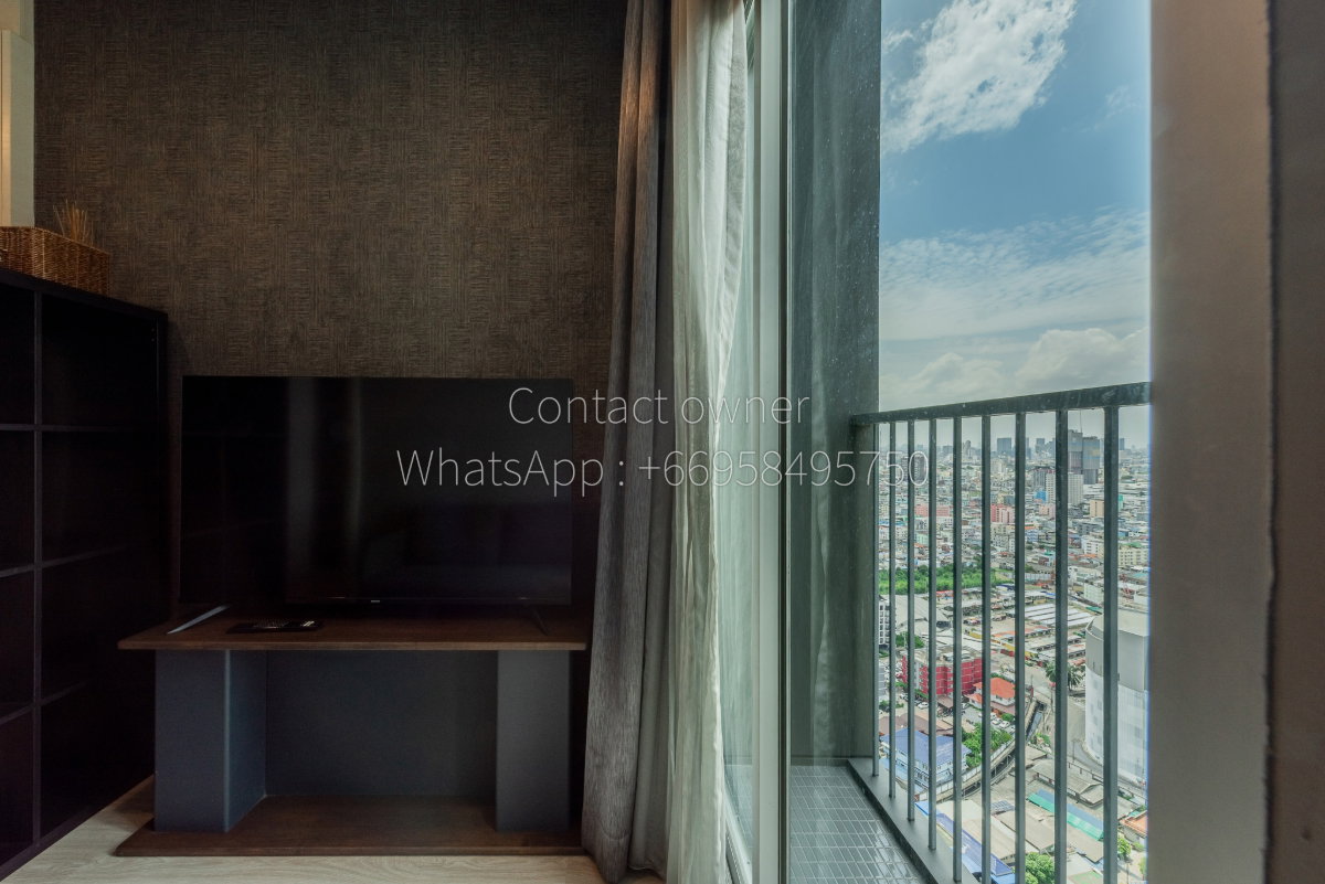 picture For rent by owner : Rare Corner Unit: Quiet Bedroom, High-Floor Privacy, Unobstructed Views | 80m from MRT | Washer-Dryer & Auto Ice Maker Fridge - 15/29