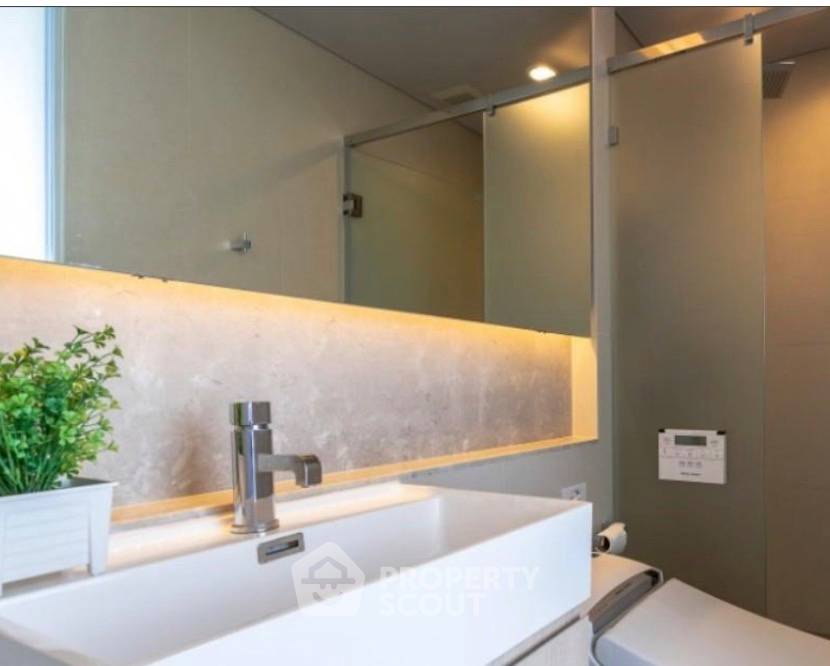 picture 2-BR Condo At The Lumpini 24, 22nd Floor Near BTS Phrom Phong (ID 3096923) - 4/5