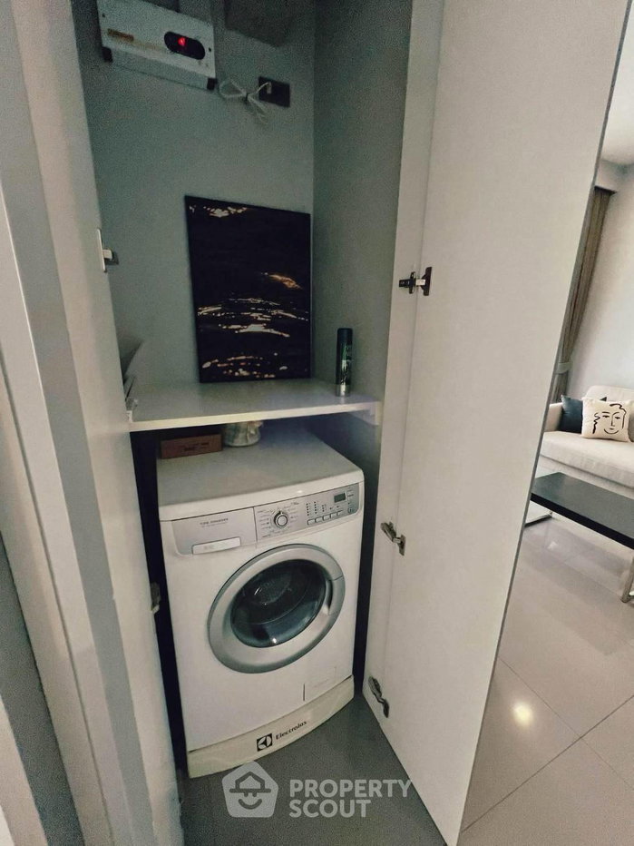 picture 1-BR 53 Sqm At M Silom, 400m to BTS Chong Nonsi (ID 3093758) - 5/6