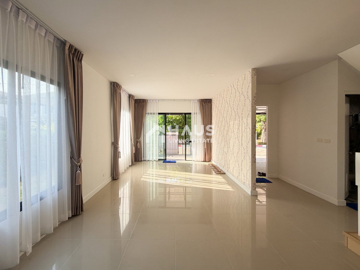 picture Zerene Petchkasem - Phutthamonthon Sai 3 / 4 Bedrooms #HPHU062 - 7/27