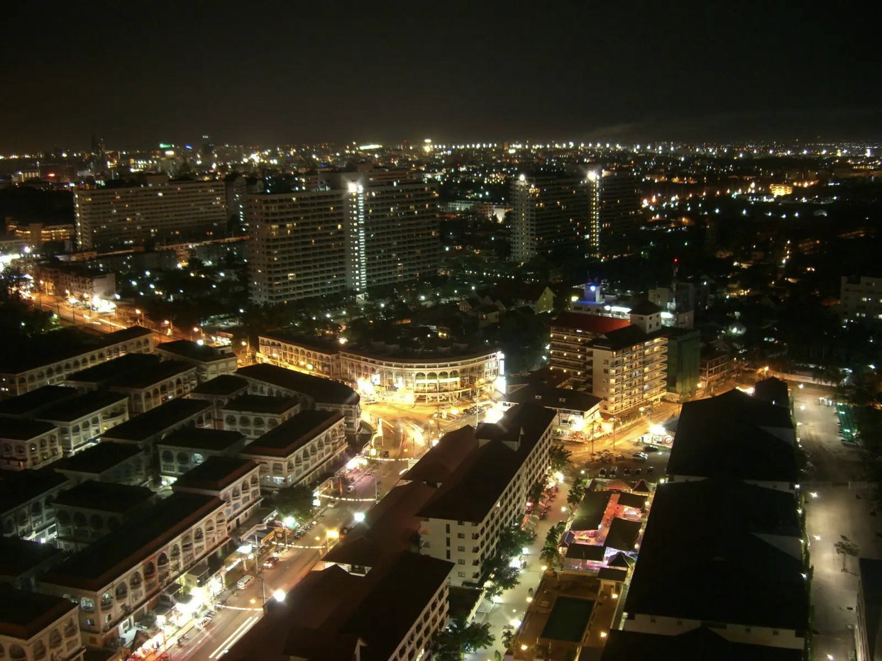 รูป Jomtien Plaza Condotel Luxury Duplex Penthouse for Sale - รูปที่ 17/19