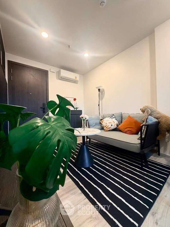 picture 1-BR Condo At XT Huaikhwang, 100m to MRT Huai Khwang (ID 3005858) - 3/14