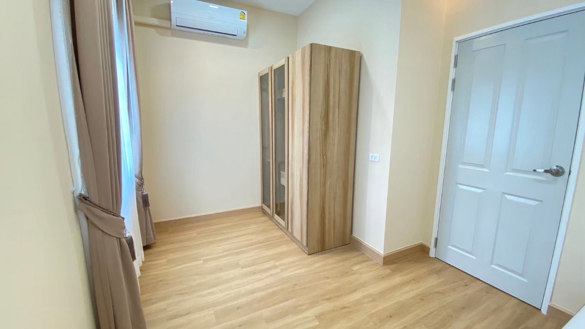 รูป 🏡✨ ให้เช่าทาวน์โฮม 2 ชั้น พร้อมอยู่ | Golden Town สุขุมวิท - ลาซาล - รูปที่ 9/15