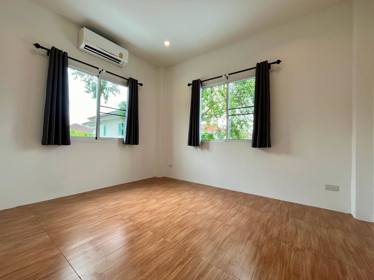 รูป เช่าบ้านเดี่ยว 2 ชั้น แยกเเม่กวงเชียงใหม่ พื้นที่ใช้สกว้าง บ้านเดี่ยวหลังใหญ่ ตั้งอยู่ท้ายซอย เหมาะสำหรับคนชอบความสงบ - รูปที่ 4/11
