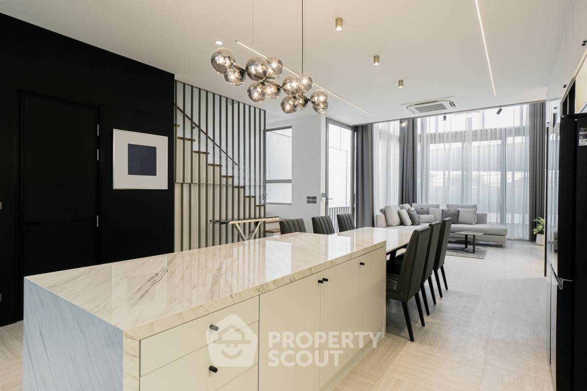 รูป ทาวน์โฮม 3 ห้องนอน ขาย | 262 ตร.ม. | LUXE 35 รัชดา-ลาดพร้าว (จันทรเกษม) (ID 1450654) - รูปที่ 15/25