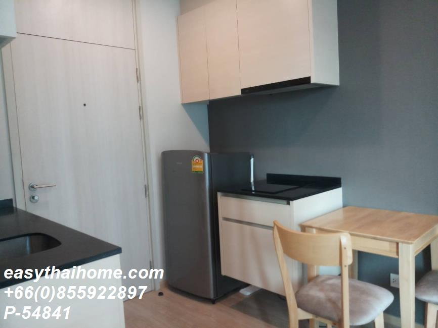 รูป P-54841 | โนเบิล รีวอลฟ์ รัชดา 🔥✨ คอนโดให้เช่า 1 ห้องนอน วิวสระว่ายน้ำ เฟอร์นิเจอร์ครบ พร้อมเครื่องซักผ้า ใกล้ MRT ศูนย์วัฒนธรรมแห่งประเทศไทย - รูปที่ 6/14