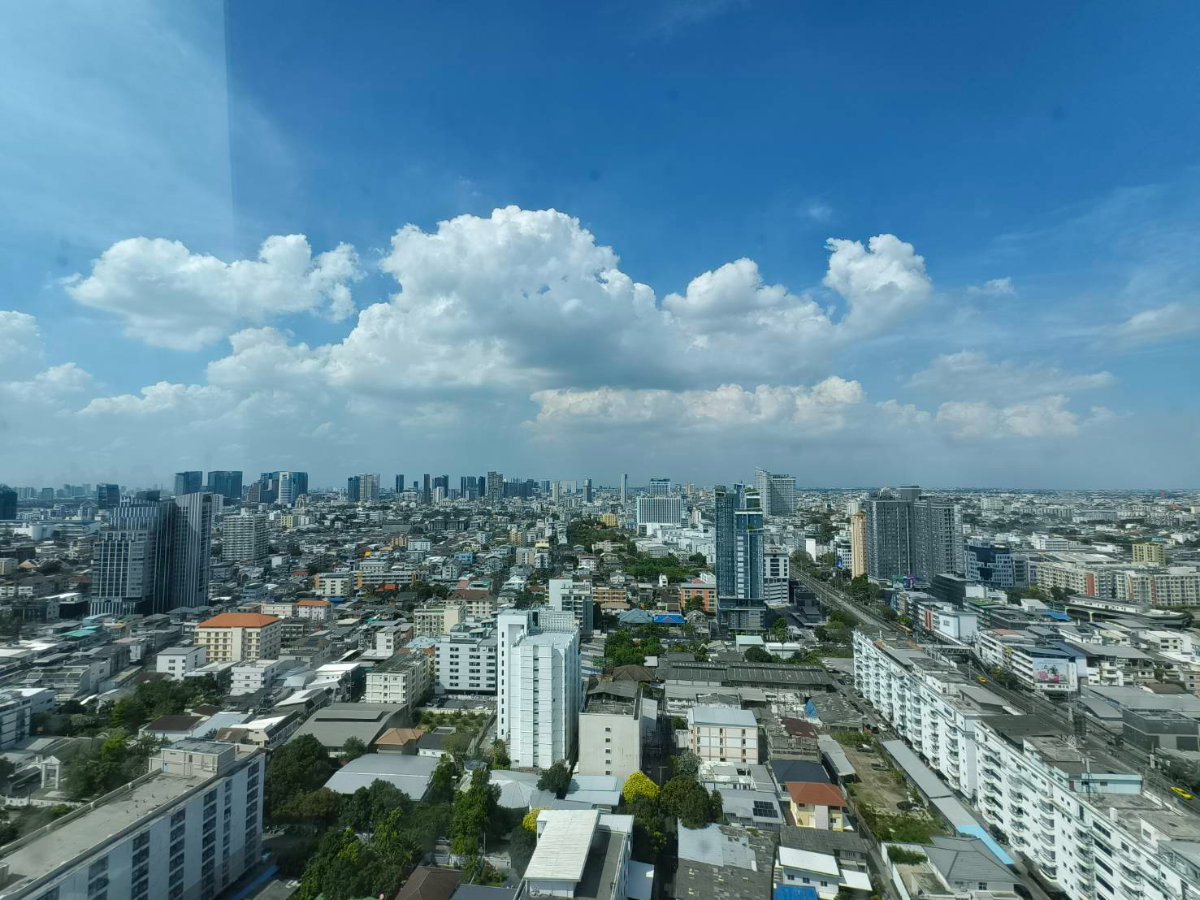 รูป Available for rent! Quinn Ratchada17. A Cozy Spacious 2 Bedroom with 65 sqm.size. Fully furnished with high floor. Ready to move in. - รูปที่ 14/14