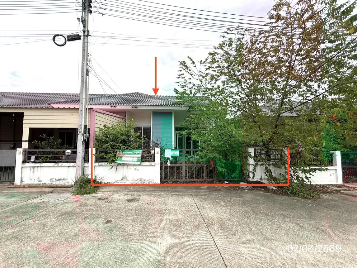 picture TOWN HOUSE 31.9 Sq.w. Si Racha Chonburi for 1.5M - 11/24